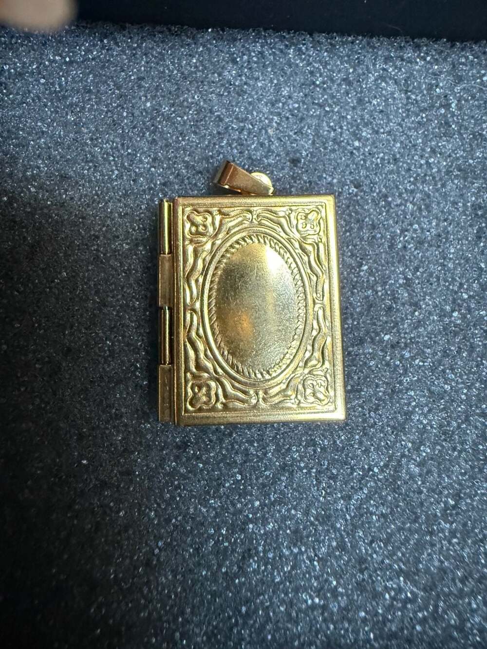 Unbranded Book Locket Pendant Gold Tone Brass Photo Frame